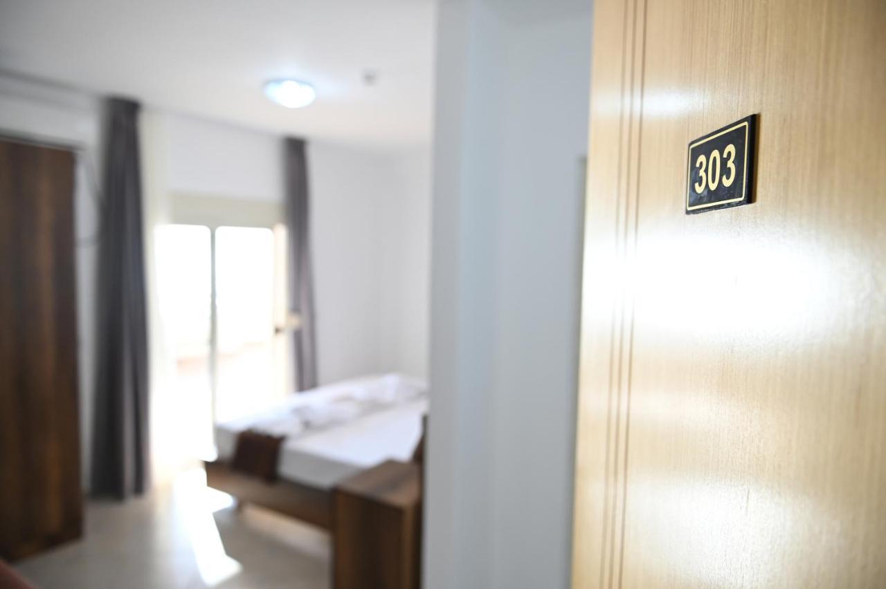Vila Oxinn Kryemëdhej Extérieur photo