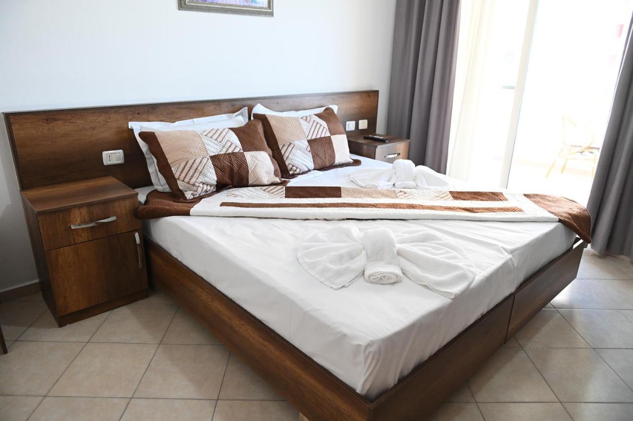 Vila Oxinn Kryemëdhej Extérieur photo